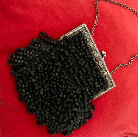 Flapper beaded black purse with Rhinestone silver frame &chain - Picture 5 of 6